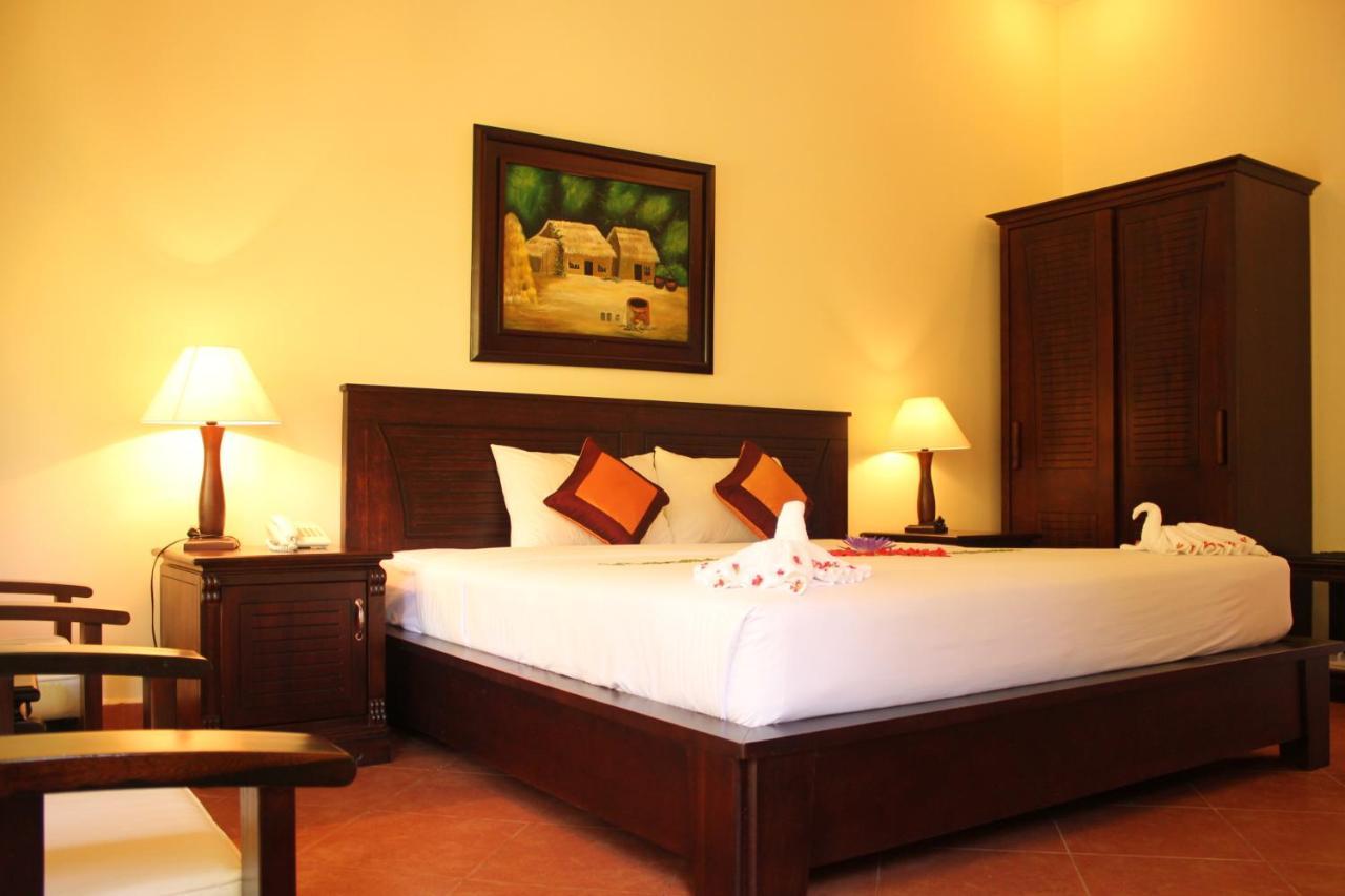 Golden Peak Resort & Spa Фантхьет Экстерьер фото
