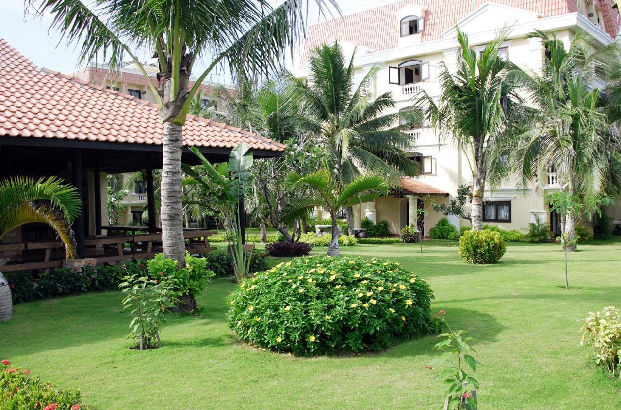 Golden Peak Resort & Spa Фантхьет Экстерьер фото