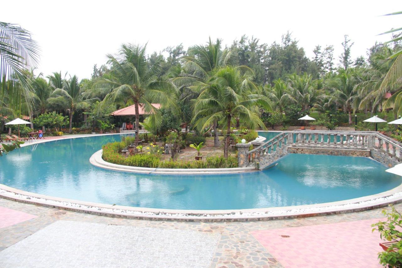 Golden Peak Resort & Spa Фантхьет Экстерьер фото