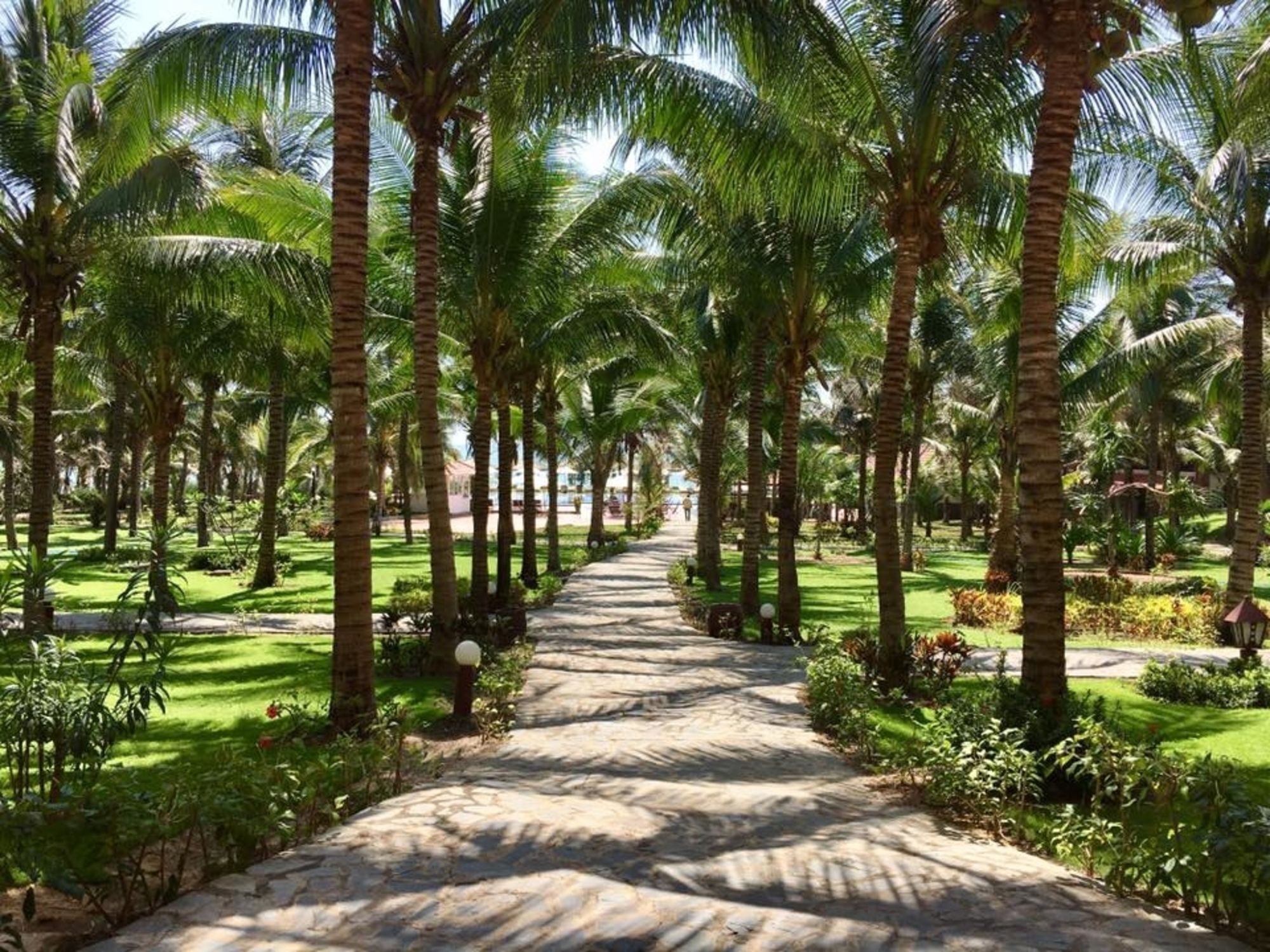 Golden Peak Resort & Spa Фантхьет Экстерьер фото